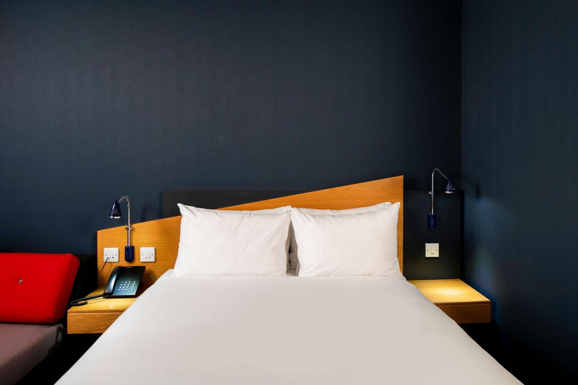 Holiday Inn Express Droitwich Spa By Ihg Δωμάτιο φωτογραφία