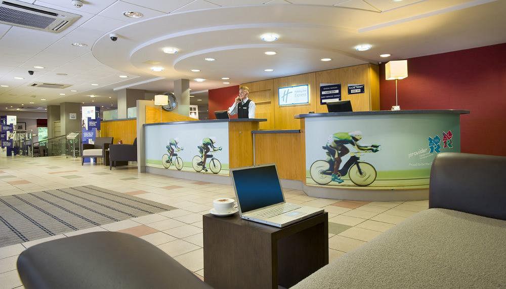Holiday Inn Express Droitwich Spa By Ihg Εσωτερικό φωτογραφία